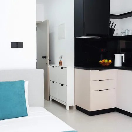 Modern 4 Walk To Beach, Shops & Dining By Cyprus Horizons Apartment *